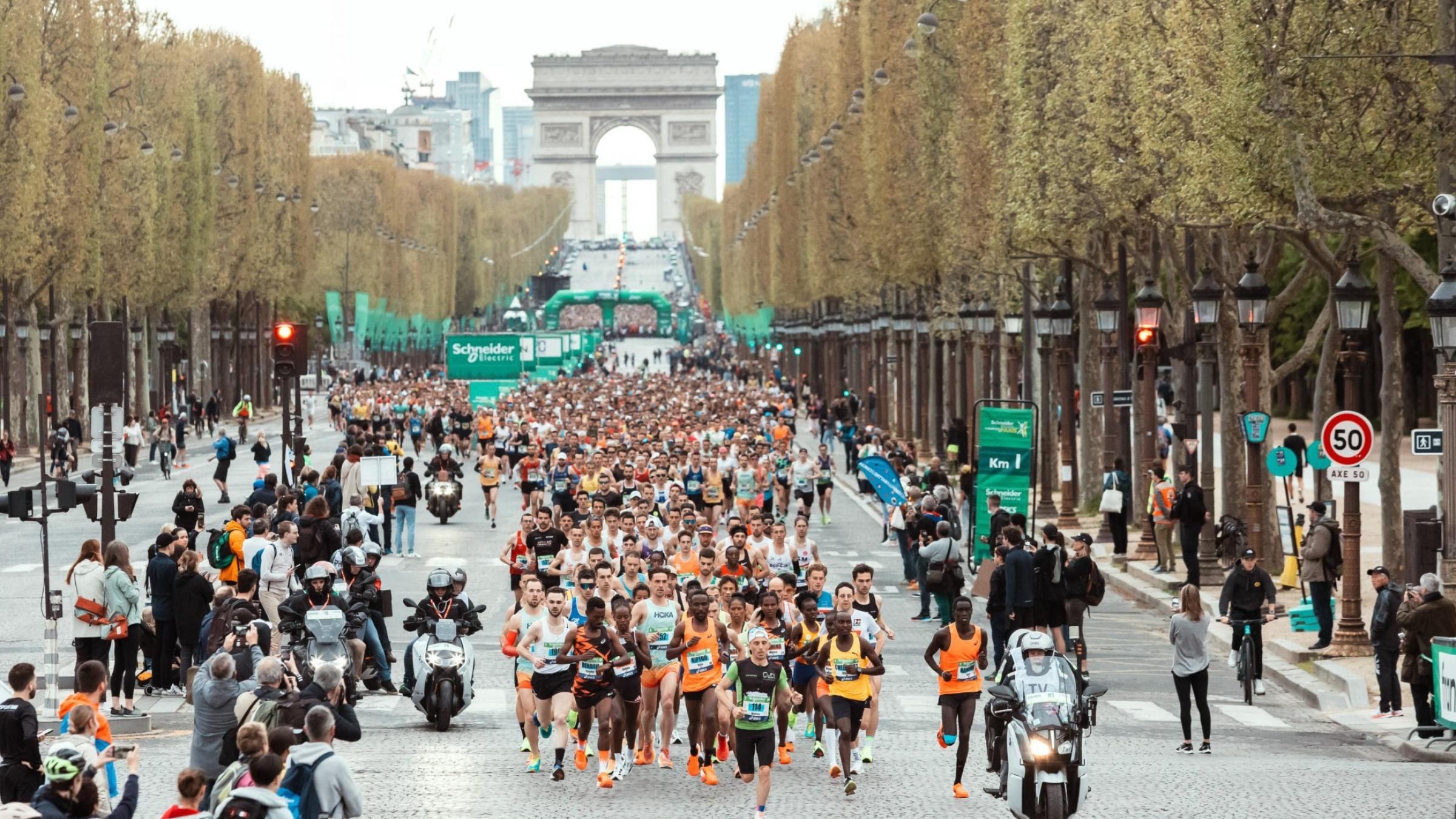 Runners taking on the marathon in Paris