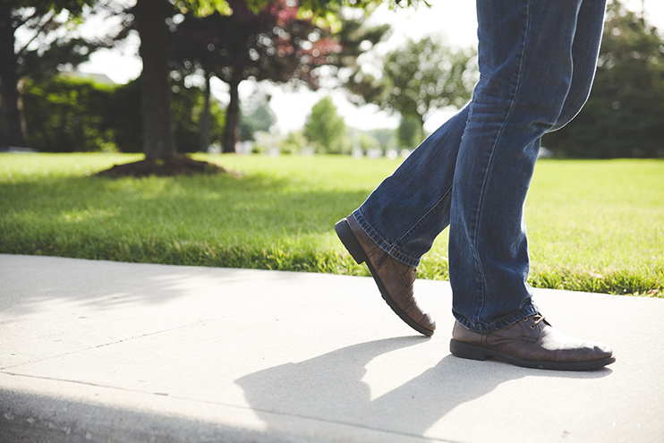 Walking feet