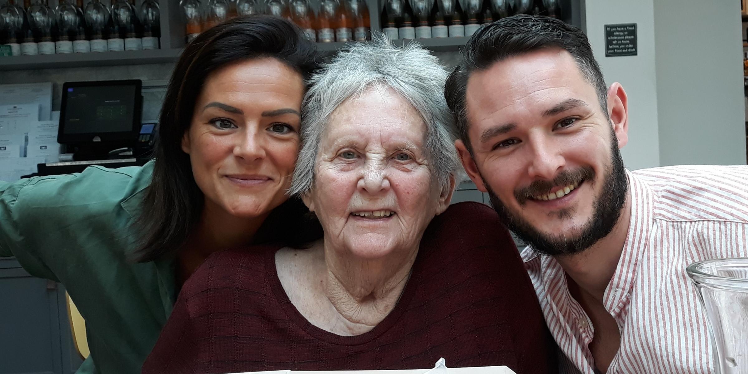 Jacqueline's mum mum aged 86 with Lorna and Alex, her grandchildren