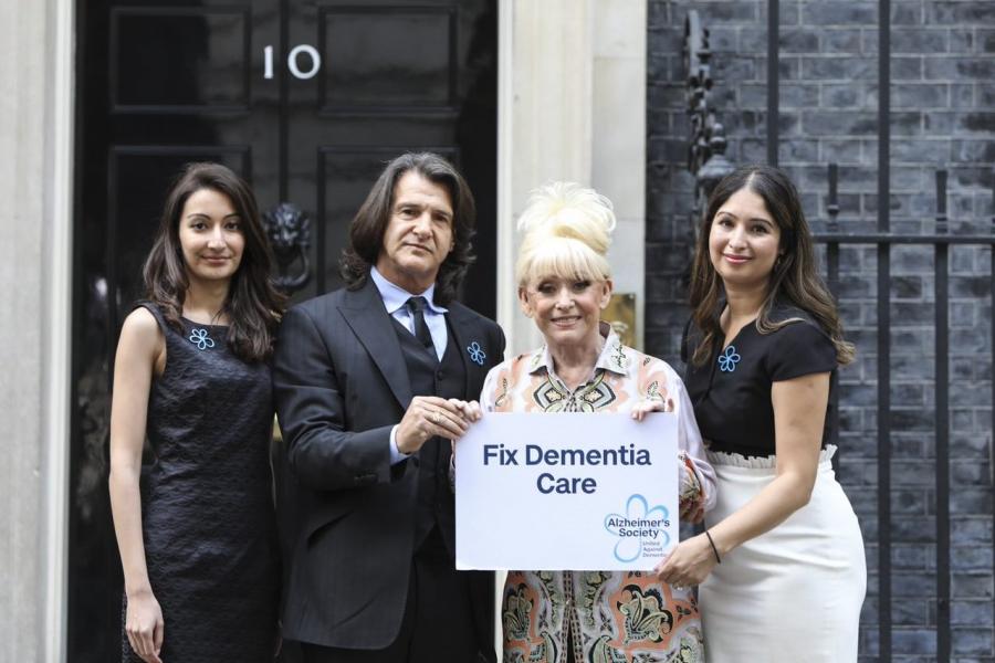 Dame Barbara and Scott Mitchell at No 10