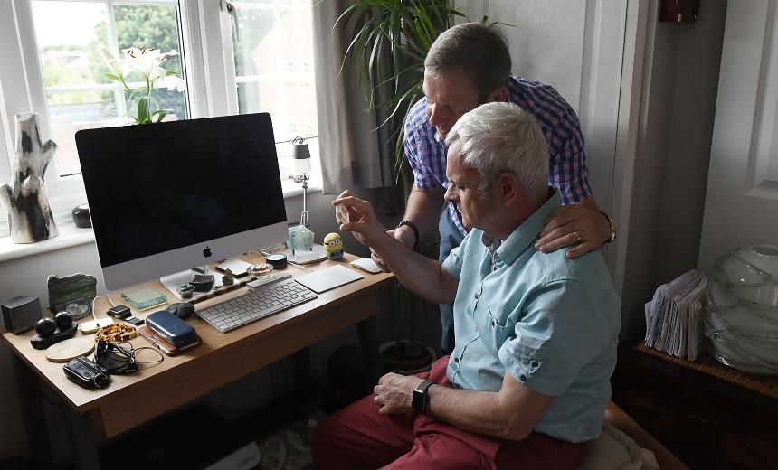 Mike and Tom at the computer