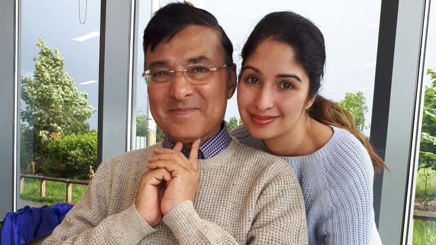 Nimisha Sharma with her dad